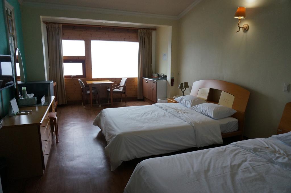 ג'גו Park Beach Hotel חדר תמונה