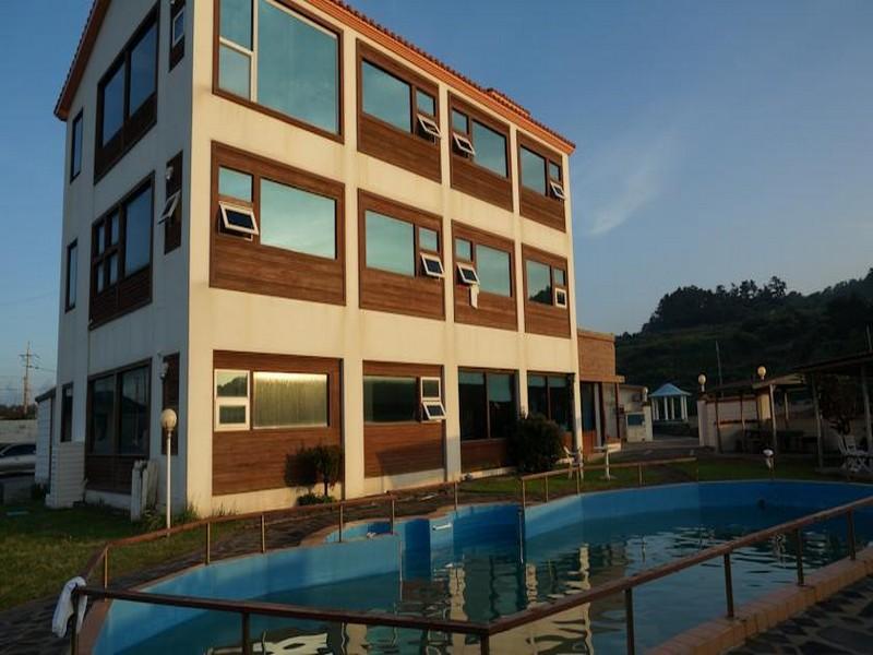 ג'גו Park Beach Hotel מראה חיצוני תמונה