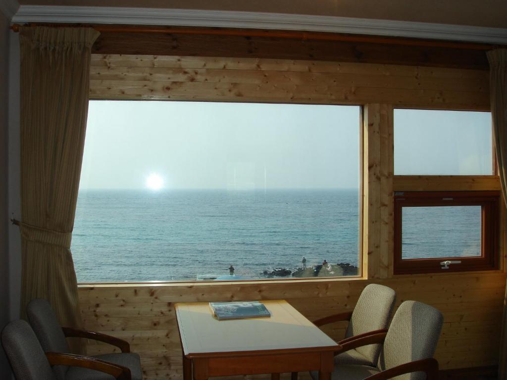 ג'גו Park Beach Hotel מראה חיצוני תמונה