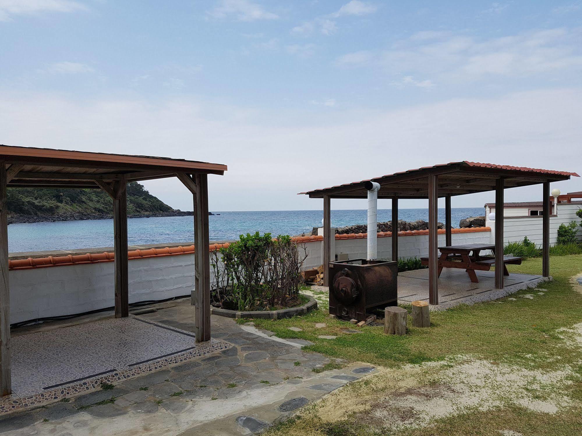 ג'גו Park Beach Hotel מראה חיצוני תמונה